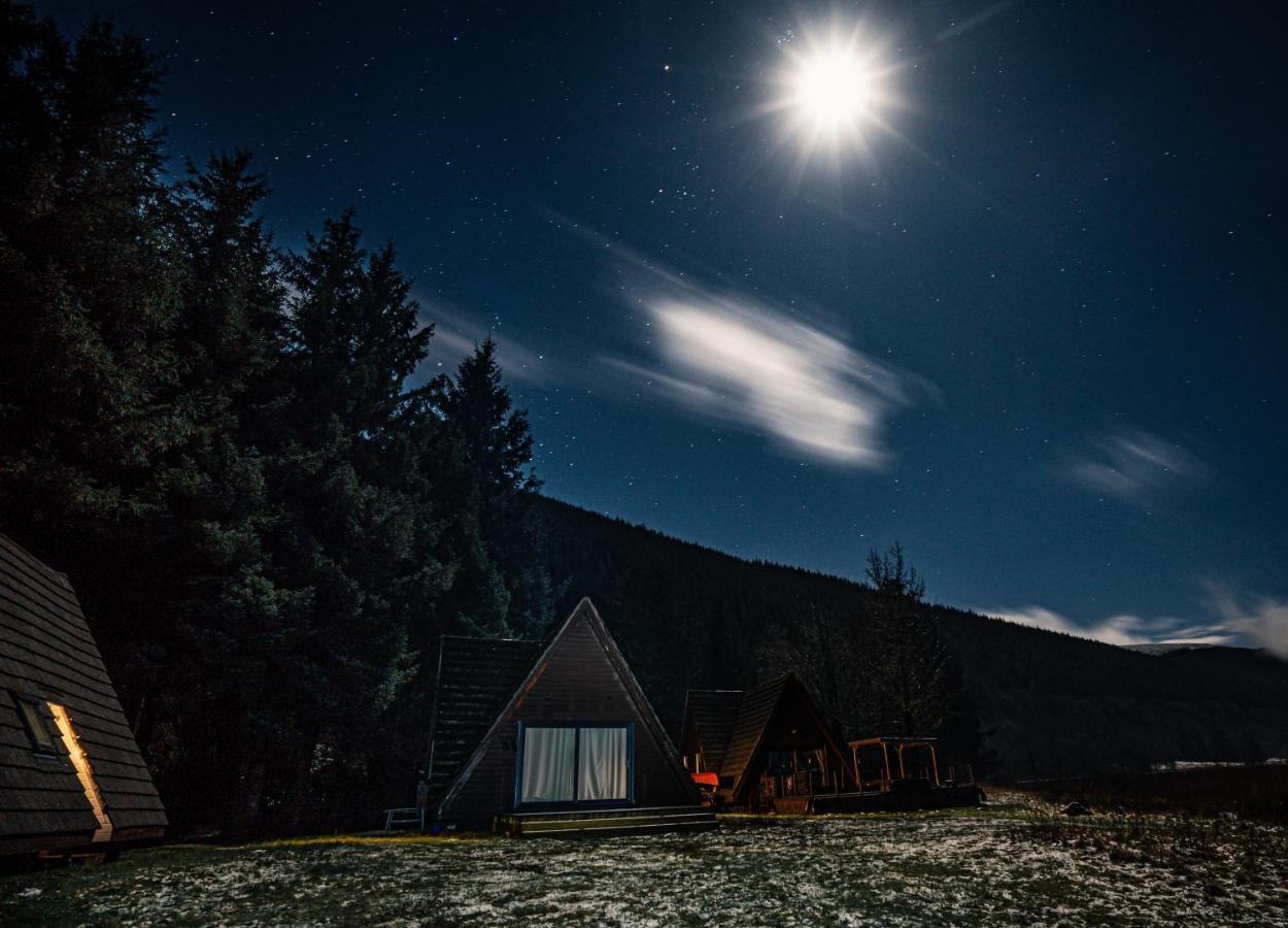 The Triangle Lodge Invergarry Esterno foto